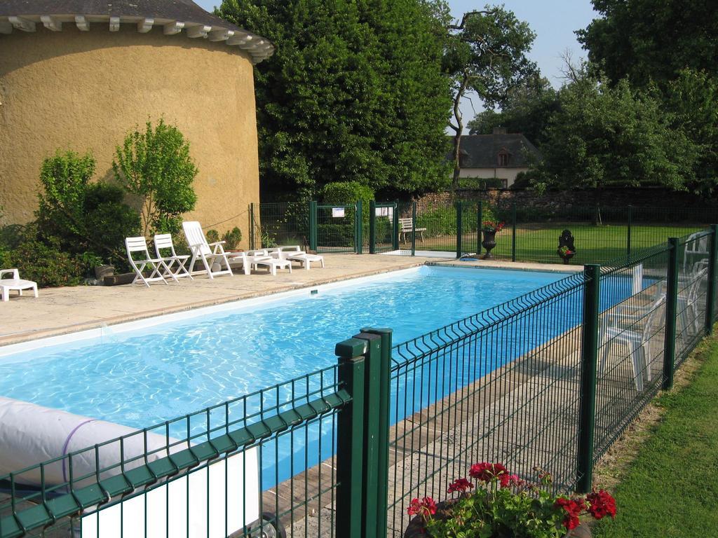 Chateau Du Golf De La Freslonniere Le Rheu Exterior foto