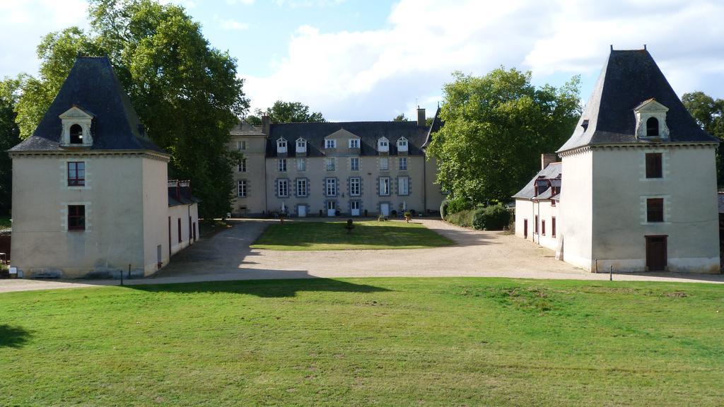 Chateau Du Golf De La Freslonniere Le Rheu Exterior foto